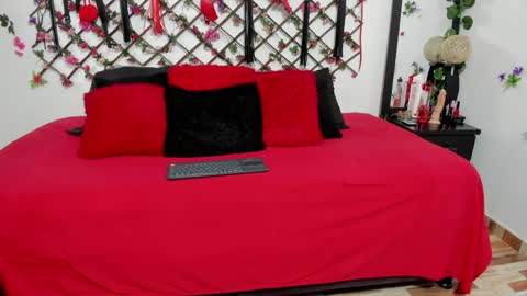 kimmy_wold online show from June 1, 2026, 12:40 pm