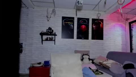 Melany online show from January 14, 2025, 10:44 pm