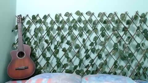 Snapshot of kimzu2830 chatting on January 26, 2025, 2:24 am Kim and Zuka online show from January 26, 2025, 2:24 am