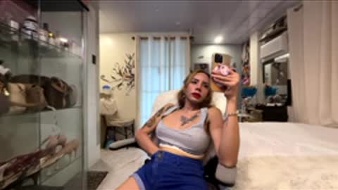 Snapshot of kimzy_evanz_xxx chatting on May 27, 2026, 1:13 am Eviana online show from May 27, 2026, 1:13 am
