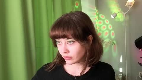 kina_ka online show from September 29, 2025, 5:23 am