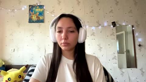 Jenny online show from May 19, 2026, 1:22 am