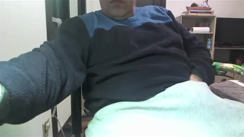 Snapshot of kinchan069 chatting on January 6, 2025, 2:14 pm kinchan069 online show from January 6, 2025, 2:14 pm