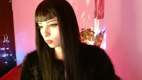 Snapshot of kind_scarlett chatting on April 28, 2026, 4:17 am Kind Scarlett online show from April 28, 2026, 4:17 am