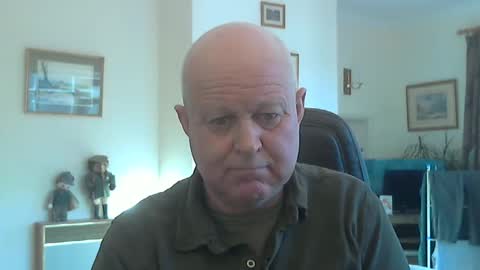 kindahairy4u online show from December 29, 2024, 12:34 pm