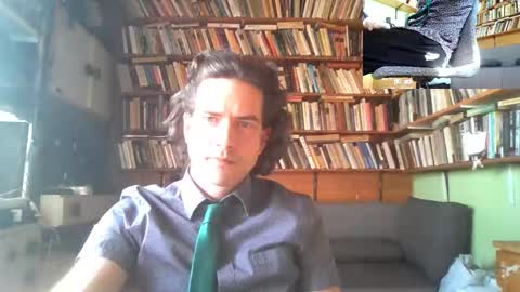 Snapshot of kindhate01 chatting on February 25, 2026, 11:09 am kindhate01 online show from February 25, 2026, 11:09 am