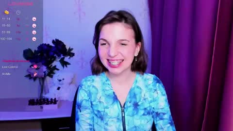 Hazel online show from February 5, 2026, 9:08 pm