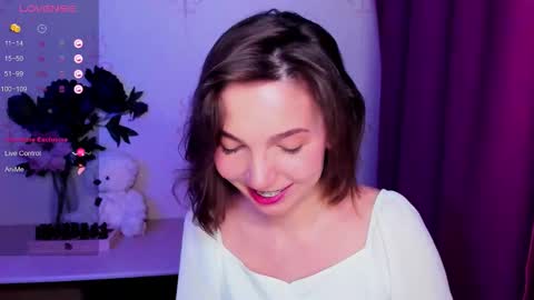 Hazel online show from February 21, 2026, 3:40 am