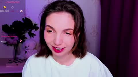 Hazel online show from April 7, 2026, 10:31 pm