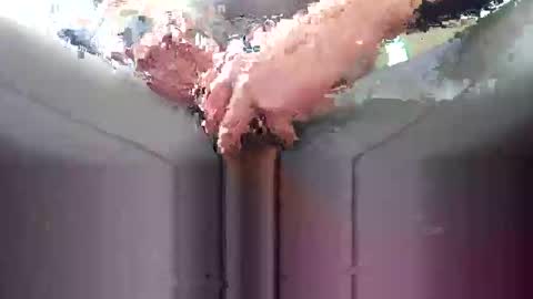 Kingaxel online show from October 6, 2025, 9:51 am