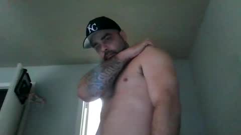 Snapshot of king_9thickxx chatting on April 2, 2026, 10:51 pm king_9thickxx online show from April 2, 2026, 10:51 pm
