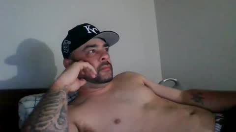Snapshot of king_9thickxx chatting on April 20, 2026, 5:10 am king_9thickxx online show from April 20, 2026, 5:10 am