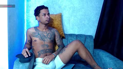 king__boy_ online show from January 6, 2026, 7:39 pm