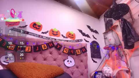 Bella online show from November 1, 2025, 3:08 am