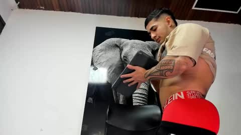 Angel Falconer online show from October 25, 2025, 3:58 am