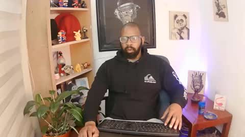 Malik  online show from October 21, 2025, 1:34 pm