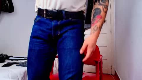 Snapshot of king_master_juan chatting on November 11, 2025, 10:04 am The Best Master online show from November 11, 2025, 10:04 am