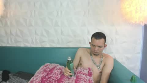 Snapshot of king_n_kathe_ chatting on June 3, 2026, 2:33 pm King Kathe online show from June 3, 2026, 2:33 pm