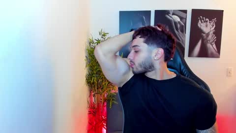 king_of_kings__ online show from January 1, 2025, 10:35 pm