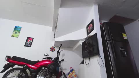 king_russo online show from February 26, 2025, 10:20 pm