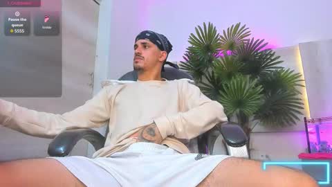 king voy online show from October 5, 2025, 7:56 pm