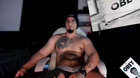 King Bear online show from February 2, 2025, 8:02 am