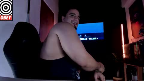 King Bear online show from November 7, 2025, 10:15 am