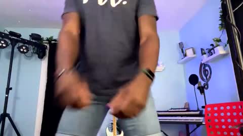 KC online show from January 29, 2025, 4:58 am