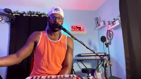 KC online show from February 18, 2025, 2:49 am