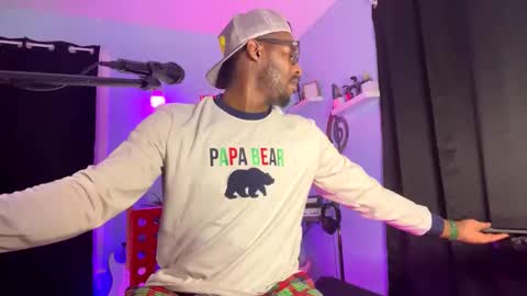 KC online show from March 10, 2025, 3:23 am