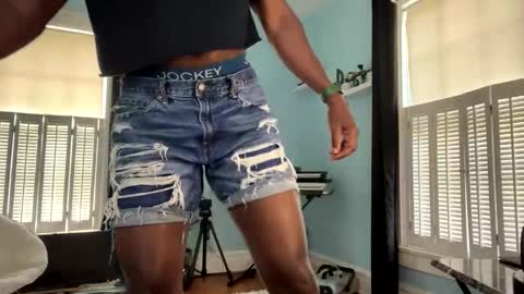 KC online show from September 9, 2025, 3:11 pm