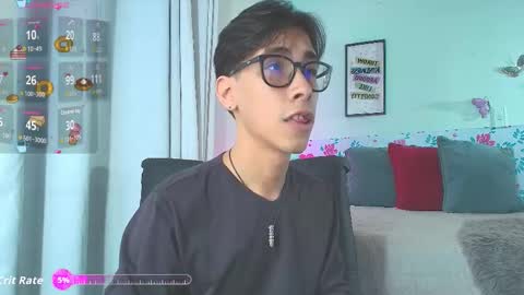 kingdanny_8 online show from October 26, 2025, 2:39 am