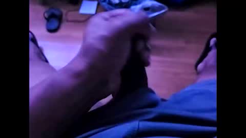 kingedger3229 online show from December 3, 2025, 3:36 am