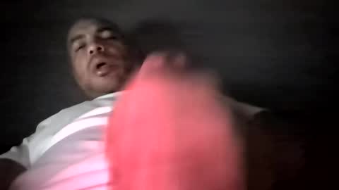 kingelizar12 online show from October 26, 2025, 5:46 am