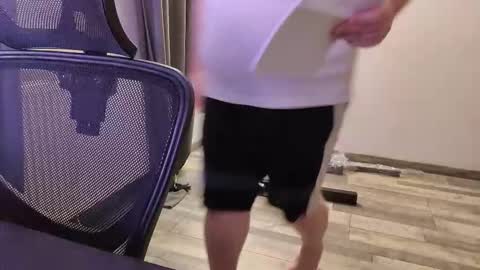 Snapshot of kingmarti chatting on November 25, 2025, 5:35 pm Marti online show from November 25, 2025, 5:35 pm