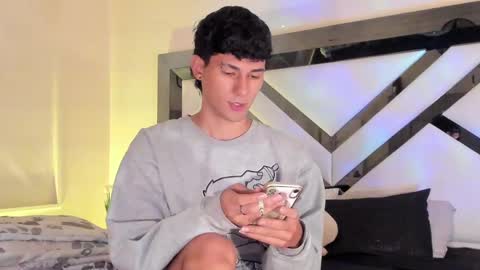  A L E X  online show from February 13, 2025, 3:39 am