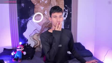  A L E X  online show from February 15, 2026, 9:33 pm