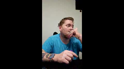 Snapshot of kingpimpdaddy69 chatting on May 21, 2026, 10:39 pm Kingpimpdaddy online show from May 21, 2026, 10:39 pm