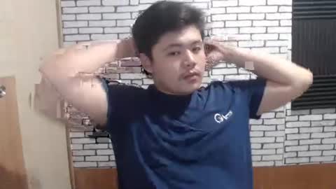 Yuki online show from February 24, 2026, 3:59 am