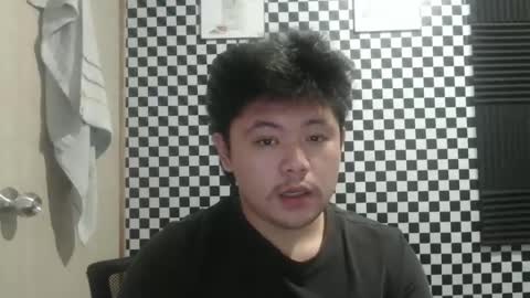 Yuki online show from February 28, 2026, 4:24 am