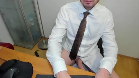 kinksubbydubby online show from December 17, 2025, 8:04 pm