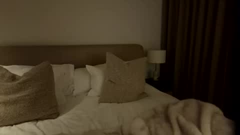 kinky__katia online show from October 8, 2025, 3:48 am