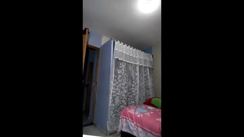 kinky_eli_ online show from December 5, 2025, 5:20 pm