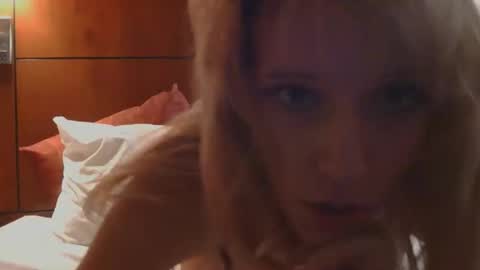 Kinky K80 online show from January 17, 2026, 12:54 pm