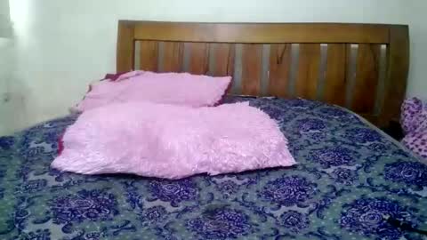 kaiya online show from February 25, 2025, 5:52 am