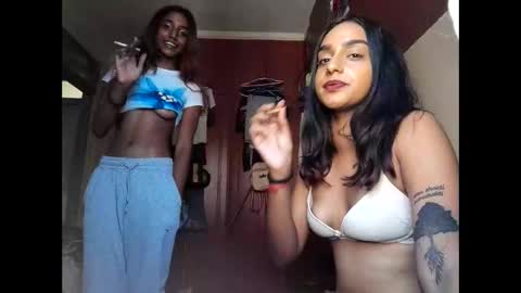 Snapshot of kinky_kay29611 chatting on March 25, 2026, 12:22 pm Kinky Kay online show from March 25, 2026, 12:22 pm