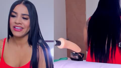 Snapshot of kinky_kylie18 chatting on September 15, 2025, 3:28 am Kylie online show from September 15, 2025, 3:28 am