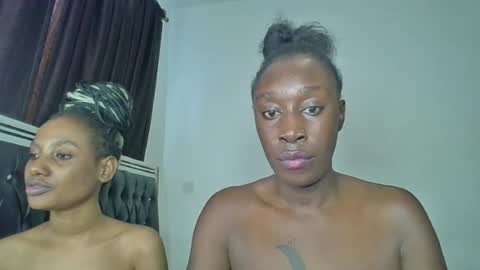 kinky_leila online show from June 27, 2026, 6:51 am