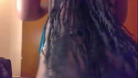 Pixie online show from September 18, 2025, 8:00 pm