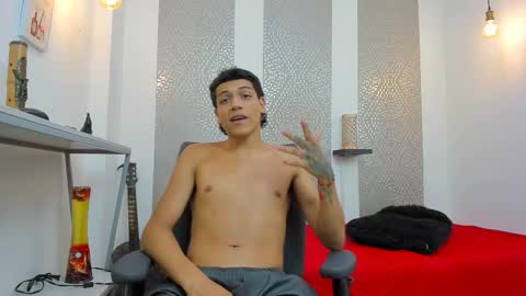   online show from September 22, 2025, 6:54 pm